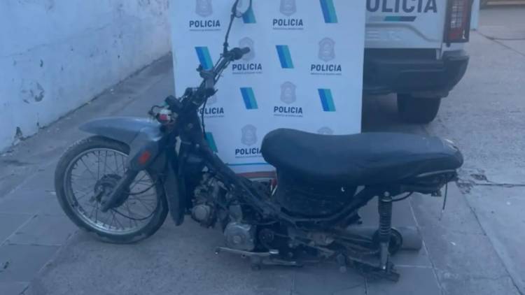 La Policía recuperó una moto denunciada como robada