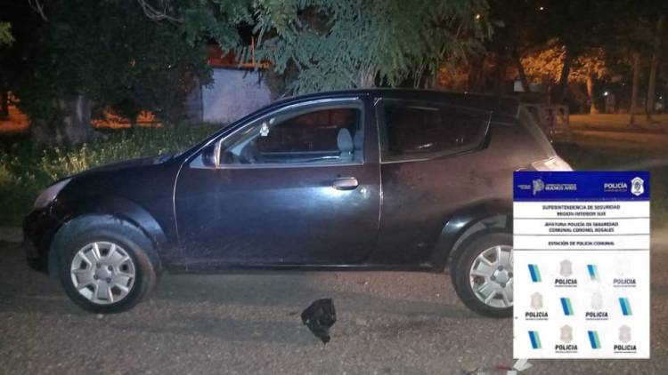 Encontraron infraganti a un delincuente cuando intentaba robar un auto estacionado