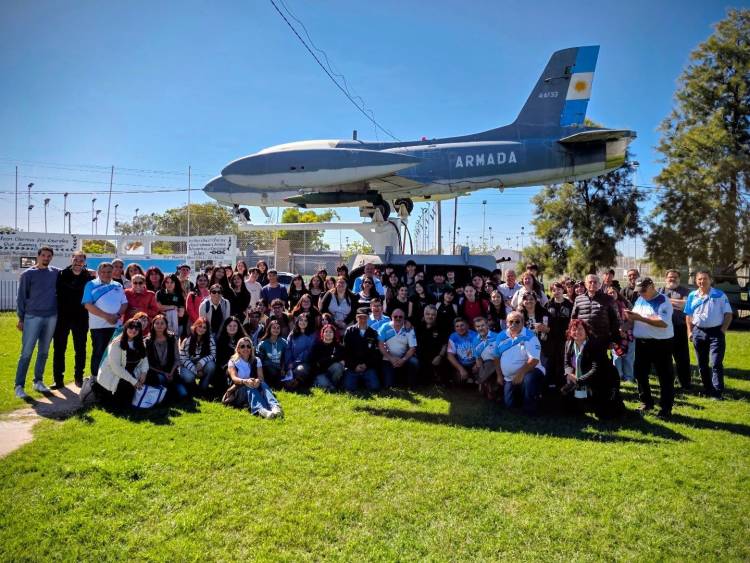 El Municipio de Coronel Rosales lleva jóvenes al centro de Veteranos en el programa “Malvinizar”