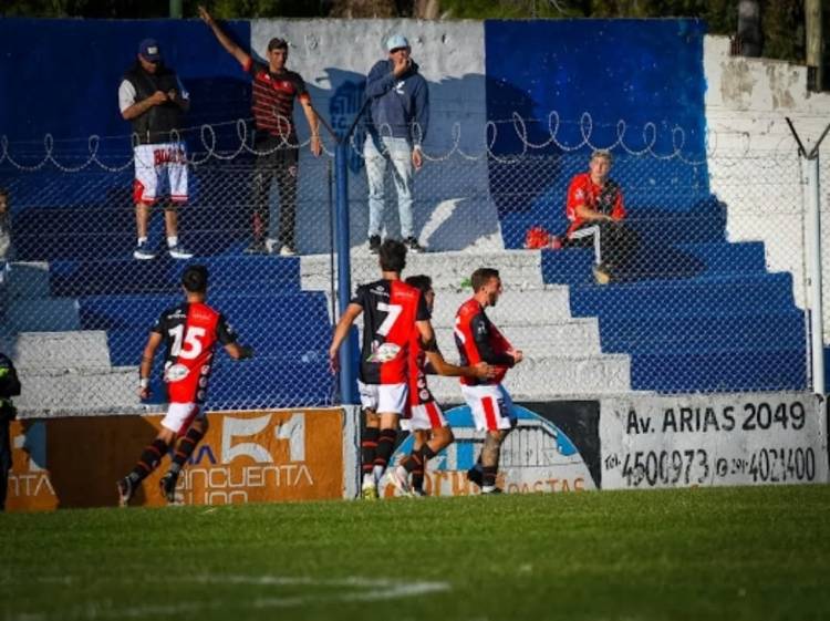 Liga del Sur: Sporting derrotó a Villa Mitre en Bahía