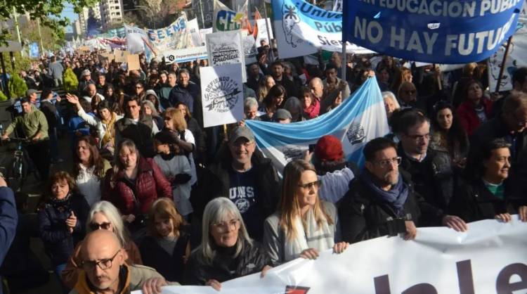 Punta Alta también marchará en reclamo de cumplimiento de la Ley de Financiamiento Universitario