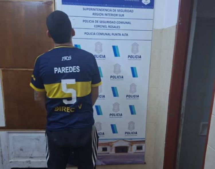 Aprehendieron a un hombre acusado de agredir a su expareja y causar daños en una vivienda