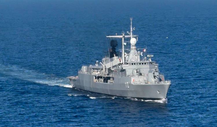 El destructor ARA “Almirante Brown” se prepara para participar del SIFOREX XIV