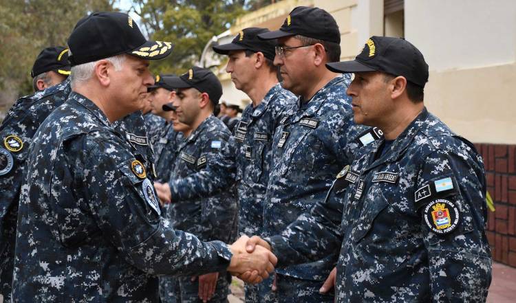 El Jefe del Estado Mayor General de la Armada visitó las Bases Navales Puerto Belgrano y Mar del Plata