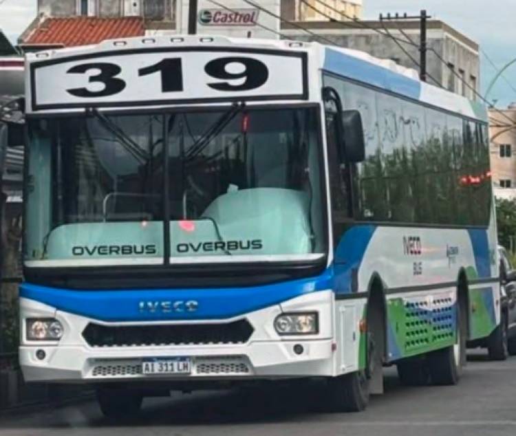 IVECO realiza una prueba de colectivos a GNC en la línea 319